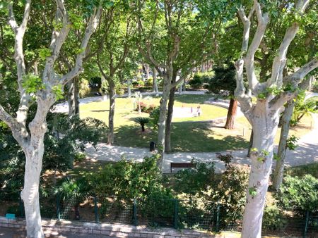 Location Appartement 2 pièces 26m² NARBONNE 11100 - Photo 3