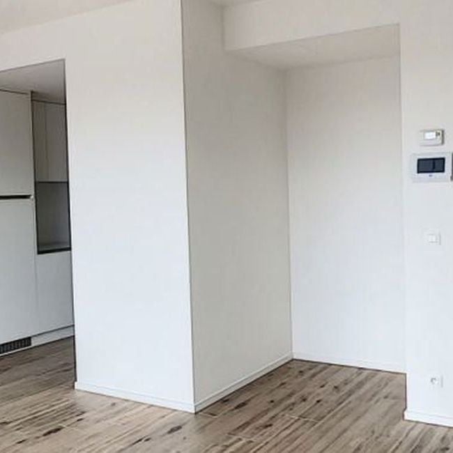 Appartement te huur in Laken voor € 1.150 met 1 slaapkamer - Foto 1