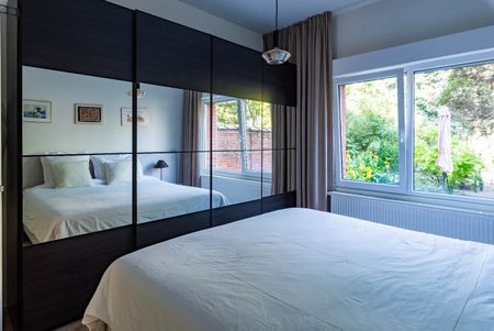Gemeubeld appartement met tuin - Photo 2