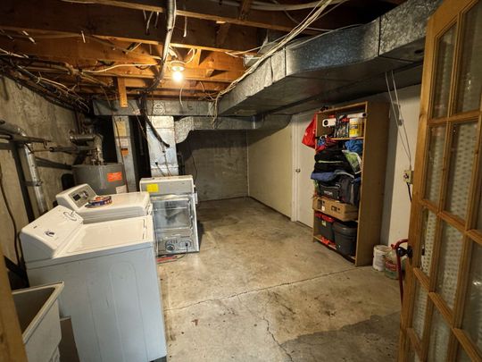 For Lease - 31 Valencia Crescent Unit# Lower Level, Toronto, Ontario - Photo 1