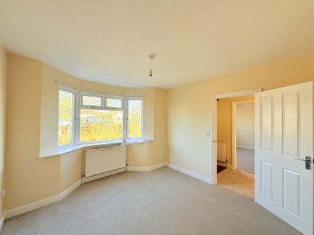 2 bedroom detached bungalow to rent - Photo 2