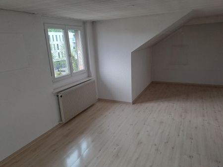 Preiswerte 3.5 Zimmerwohnung im Zentrum von Abtwil - Photo 2