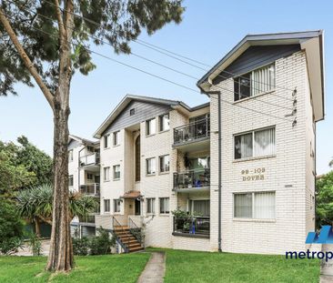SPACIOUS AND LIGHT-FILLED 2-BEDROOM APARTMENT - Photo 3
