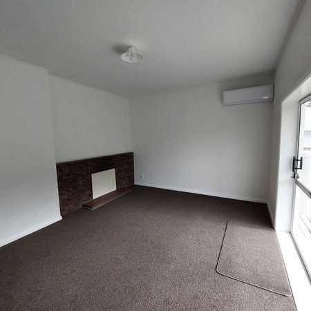 Renovated 3BR Home in West End - Photo 3