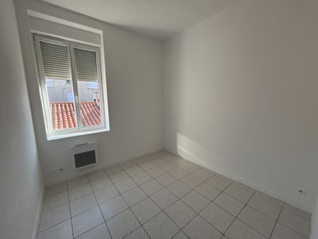 Location Appartement 3 pièces 51m² NARBONNE 11100 - Photo 2