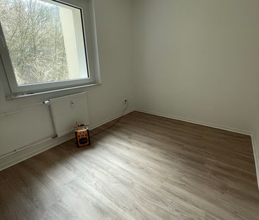 Tolle modernisierte Wohnung mit Balkon und Vollbad - 21039 Börnsen - Photo 5