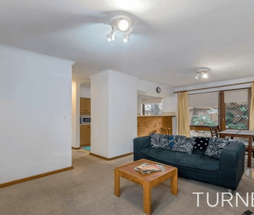 Lovely Two Bedroom Unit Only Minutes from the City - Photo 2