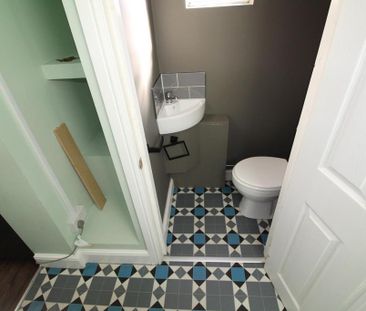 2 bedroom terraced house to rent - Photo 3