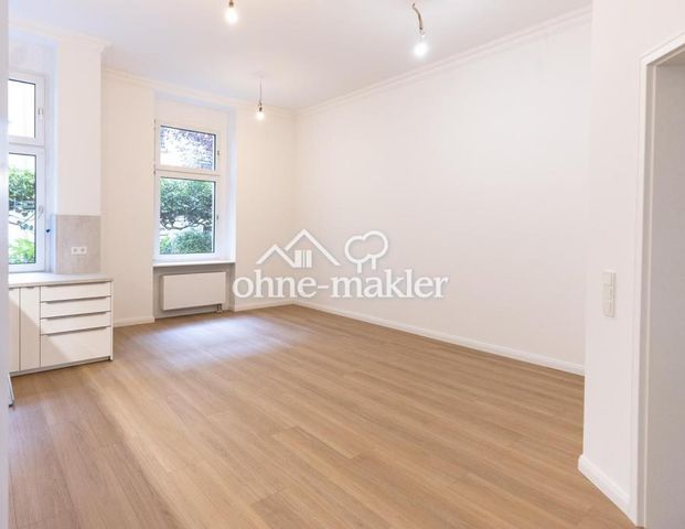 Altbaucharm auf Neubauniveau - 3 Zimmer mit Balkon, neue EBK, kernsaniert, top Lage - Photo 1