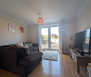 2 bedroom semi-detached house to rent - Photo 5