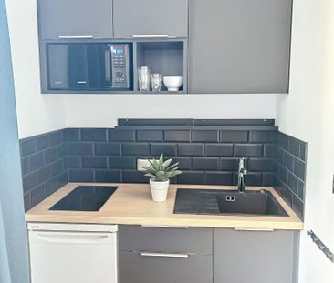 Appartement à louer - REIMS- RUE PIPER- BD DE LA PAIX - Photo 4