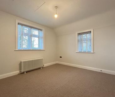 3 bedroom detached house to rent - Photo 2