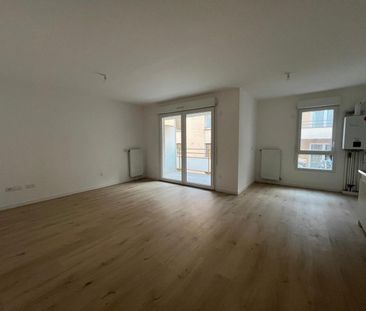 location Appartement T3 DE 71.35m² À ROUEN - Photo 2