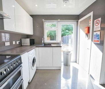 Willow Way, Hatfield, AL10 - Photo 3