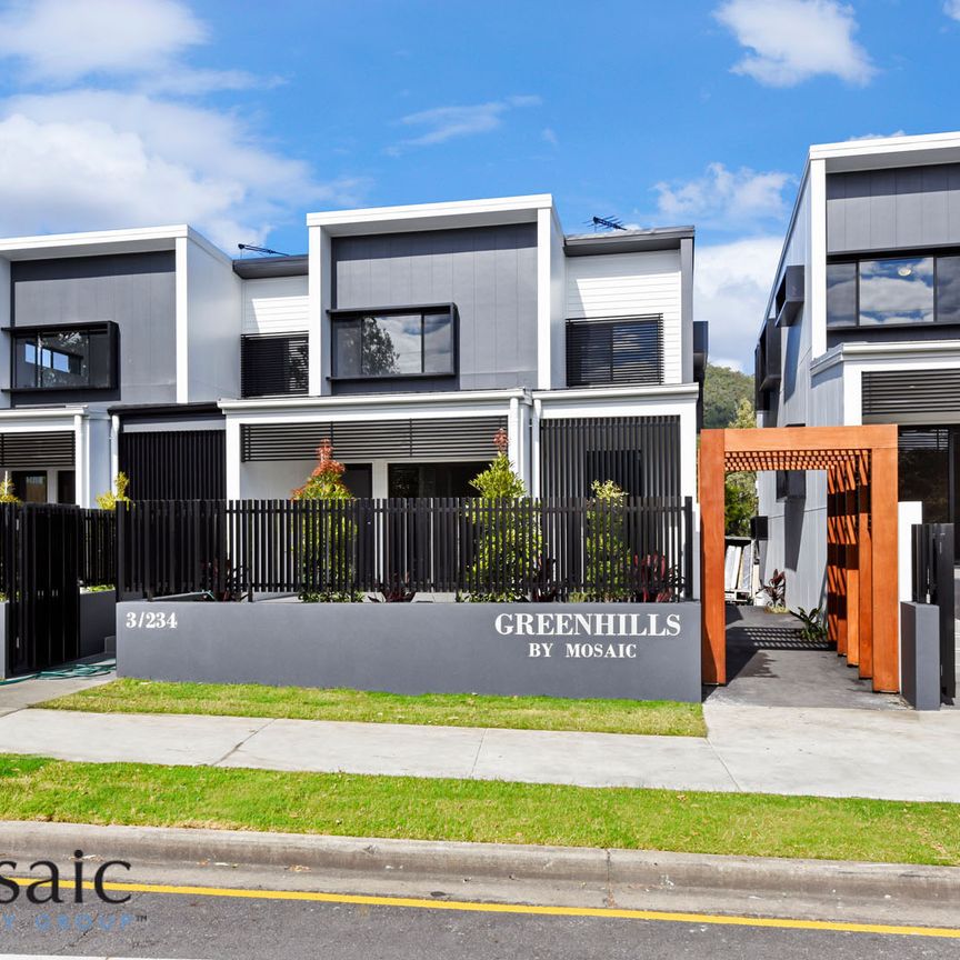 Greenhills By Mosaic - Exceptional Quality in an Exceptional Location! - Photo 1