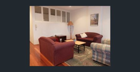 Rent in GLEBE, Minutes from RPAH and USYD a 2 Br furnished Apartment. -- A SHORT LEASE, Dec. 2025 to Feb. 2026 is available. - Photo 3