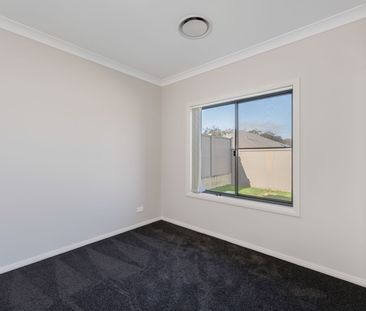 Stylish and Spacious Family Home​ - Photo 2