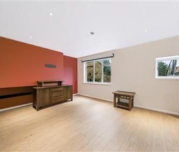 Stroud Crescent, SW15 - Photo 2