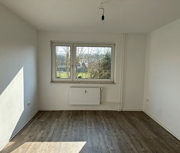 Renovierte 2-Zimmer-Wohnung mit Balkon - Photo 1