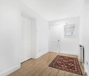 Price £3,100 pcm - Available 10/01/2026 - Furnished - Photo 5