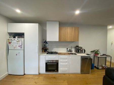 205 / 10 Major St, Highett - Photo 2