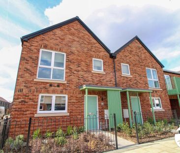 3 bedroom end of terrace house to rent - Photo 2