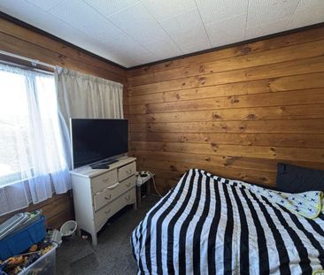 Four-bedroom Lockwood in Springvale - Photo 6