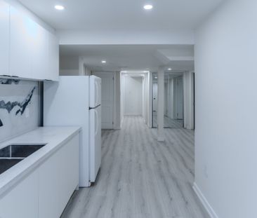 For Lease - 5335 Bushelgrove Circle Unit# BASEMENT, Mississauga, On... - Photo 2