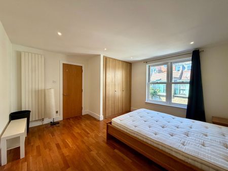 1 Bed Flat, Bourchier St, W1D - Photo 2