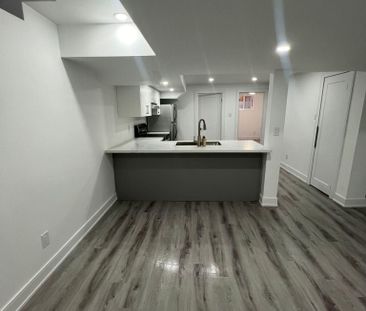 For Lease - 3 Cox Crescent Unit# BASEMENT, Brampton, Ontario - Photo 1