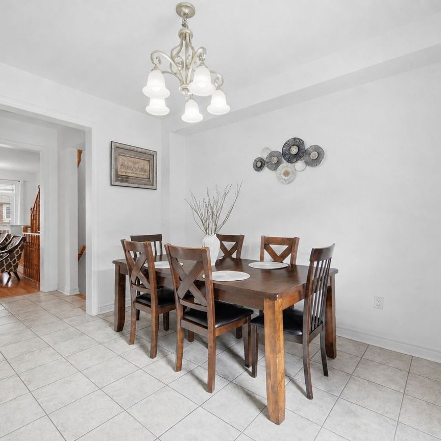 For Lease - 3062 Eberly Woods Drive, Oakville, Ontario - Photo 1