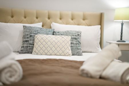 2 Bed Flat, Pembridge Gardens, W2 - Photo 5