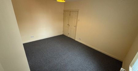 Marley Terrace, Leeds, LS11 8QS - Photo 4