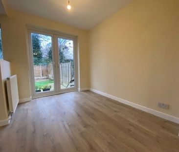 Raymond Avenue, Blackpool - Photo 3