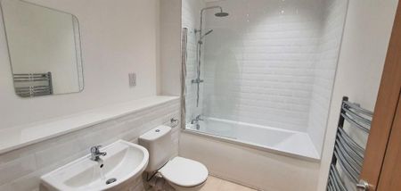 2 bedroom apartment to rent - Photo 2