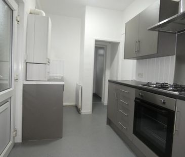 1 bedroom property to rent - Photo 4