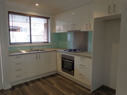 Private Street-Front Two Bedroom Gem - Photo 1