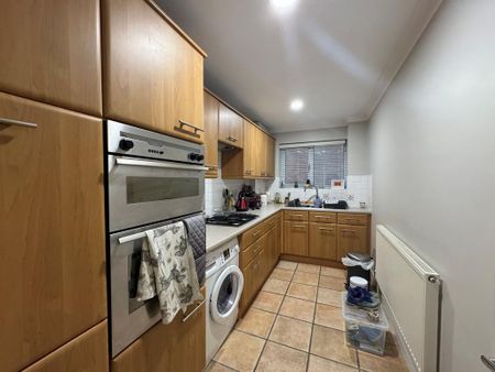 1 bedroom flat to rent - Photo 5