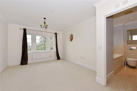 4 bedroom end of terrace house to rent - Photo 4