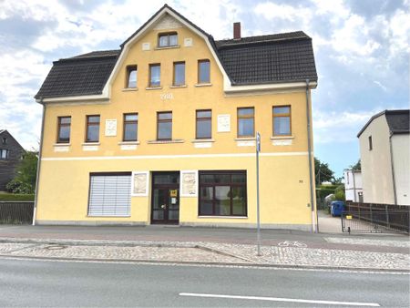 Dachgeschosswohnung in Fraureuth mit Einbauküche - Photo 5