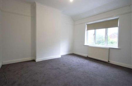 Eastcote Road, Pinner, HA5 - Photo 2