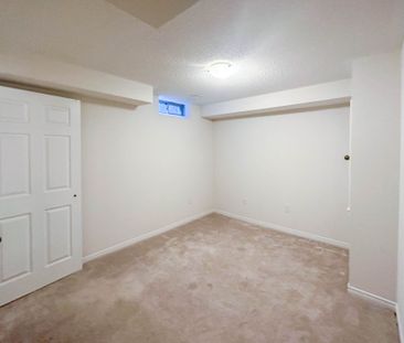 For Lease - 409 Ladycroft Terrace Unit# 27, Mississauga, Ontario - Photo 4