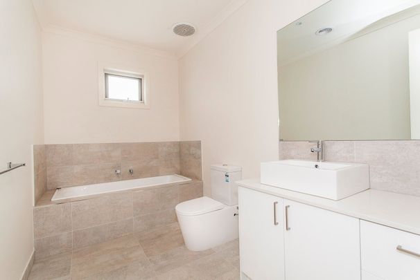 Thinking of selling? Contact our agent - Photo 1