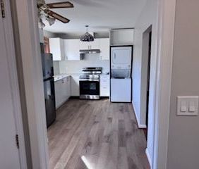 For Lease - 49 Child Drive Unit# Main, Aurora, Ontario - Photo 2