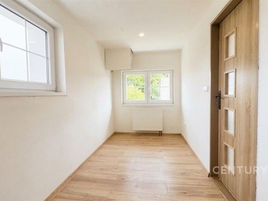 Pronájem domu 150 m2 - Fotografie 1