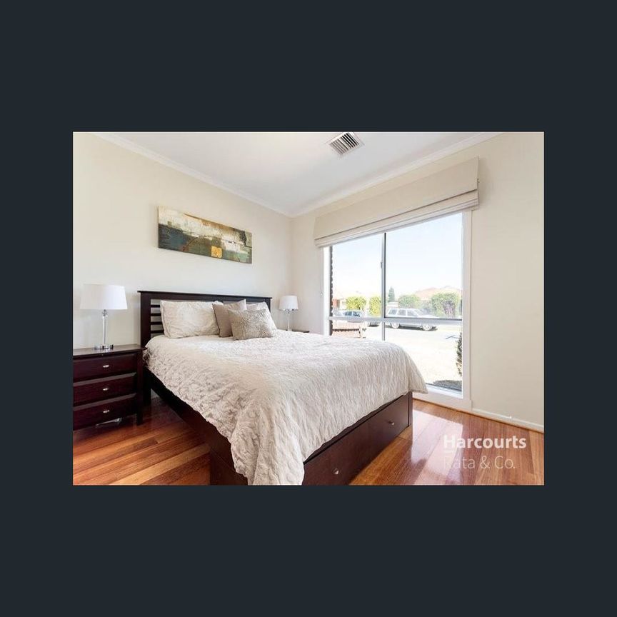 78 Romano Avenue, Mill Park, Vic 3082 - Photo 1