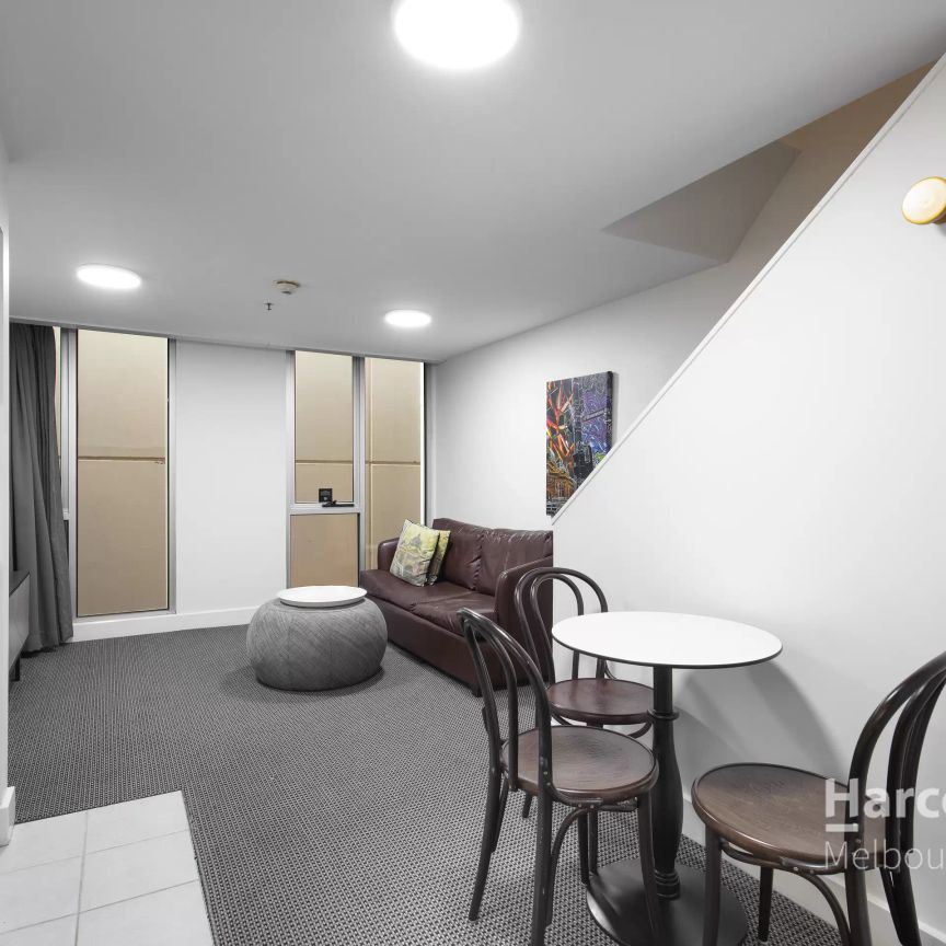 The Ultimate In Inner City Living - FULLY FURNISHED - Photo 1