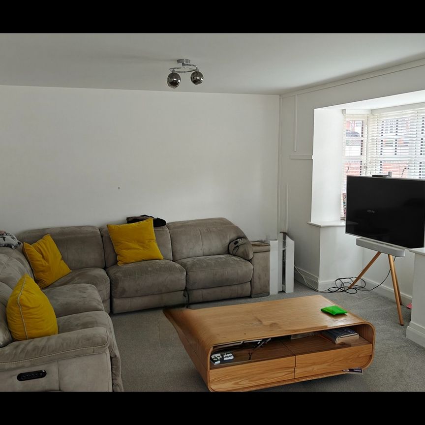 3 Bed Detached House, Lavender Close, LE7 - Photo 1