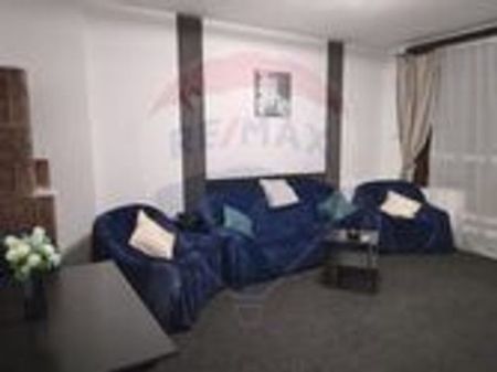 Apartament cu 2 camere de închiriat în zona P-ta Romana - Photo 2