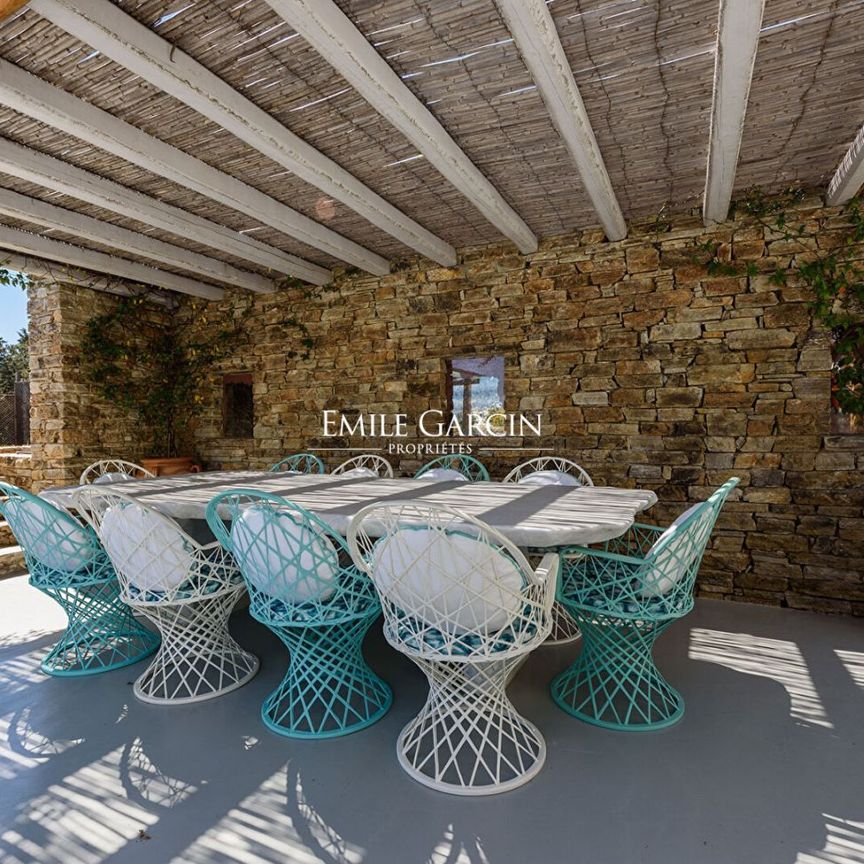 Villa Élégante à Antiparos : Une Oasis Tranquille au Coeur des Cyclades - Photo 1